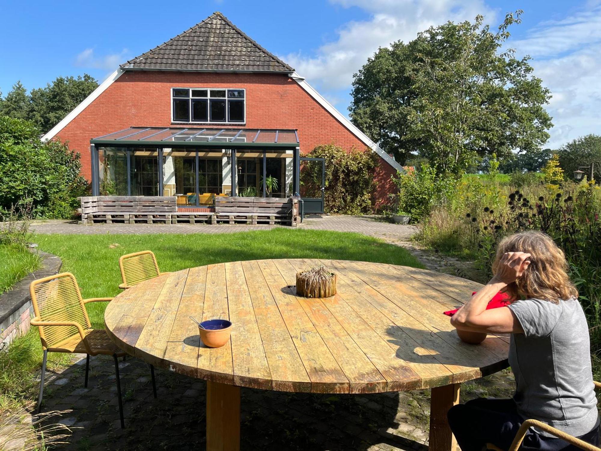 Hoeve Veganza B&B Vlagtwedde Exterior photo